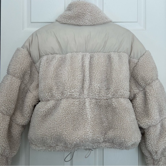 H&M Padded Teddy Bear Jacket Cropped Medium Light Beige - Picture 3 of 12